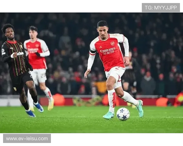 尼斯主场1-5惨败后球迷反应,俱乐部管理层面临压力 尼斯主场1-5惨败后球迷反应,俱乐部管理层面临压力